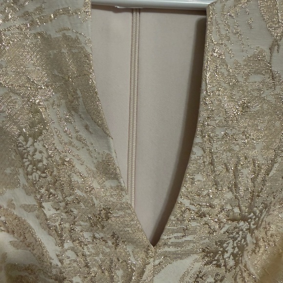 Connected Apparel Cream and Gold Floral Midi Dress - Picture 5 of 10